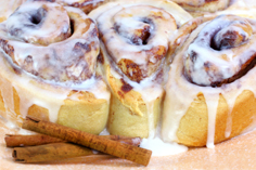 Arlington Texas Hotel Free Breakfast cinnamon rolls